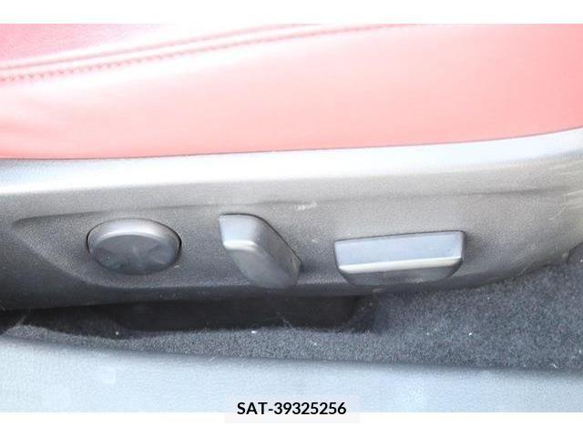 Mazda MAZDA3 2021-06 301072-5