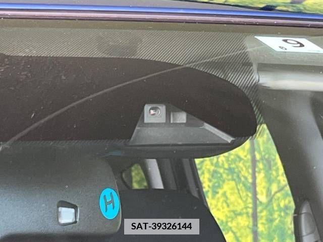 Nissan NOTE 2015-09 365480-4