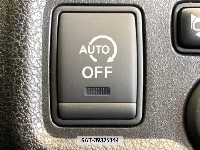 Nissan NOTE 2015-09 365480-7