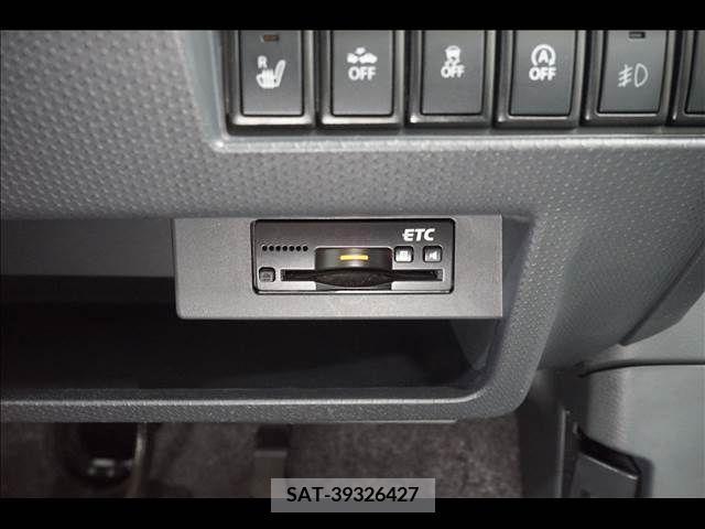 Suzuki HUSTLER 2016-05 391386-7