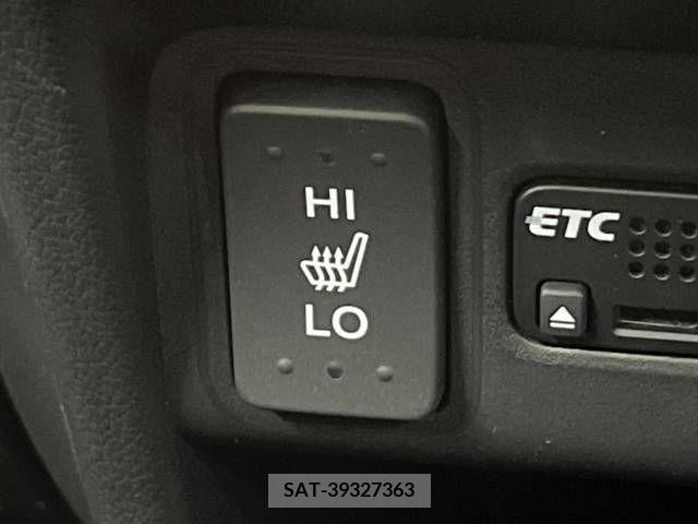 Honda N BOX CUSTOM 2017-06 215427-6
