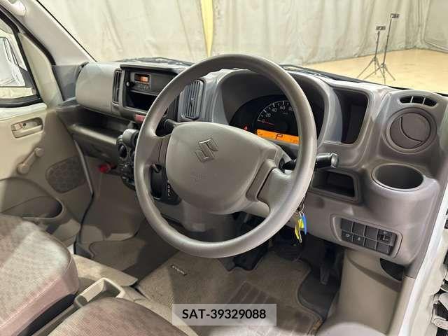 Suzuki EVERY 2018-03 268776-12