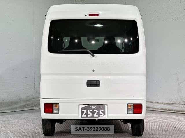 Suzuki EVERY 2018-03 268776-9