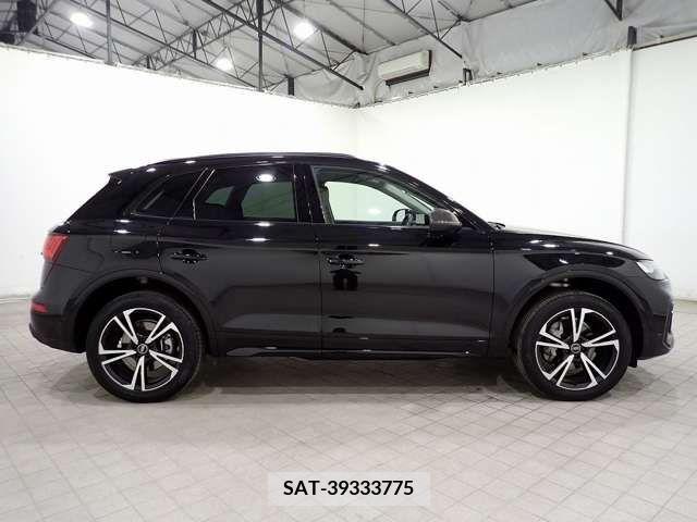 Audi Q5 2023-03 318008-6