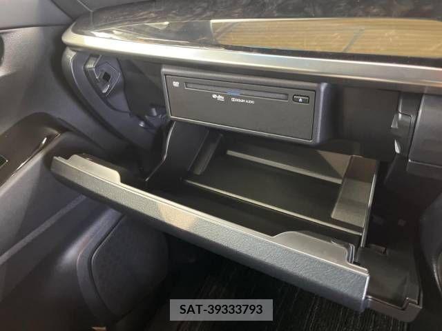 Toyota ALPHARD 2021-08 355384-3