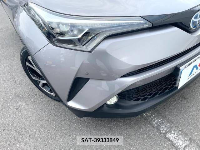 Toyota C-HR 2017-06 264269-15