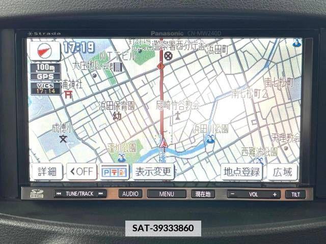 Nissan CUBE 2012-06 352765-2
