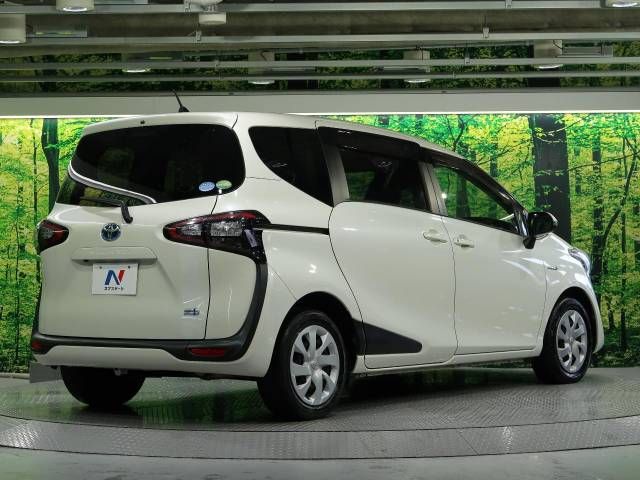 Toyota SIENTA 2017-11 184358-18