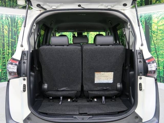 Toyota SIENTA 2017-11 184358-12
