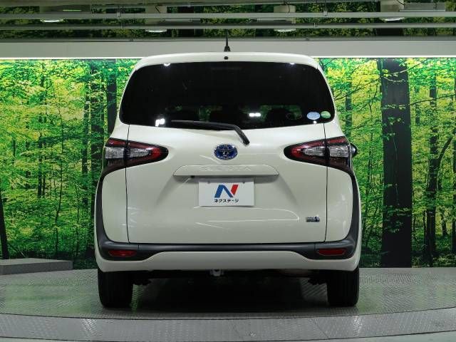 Toyota SIENTA 2017-11 184358-16