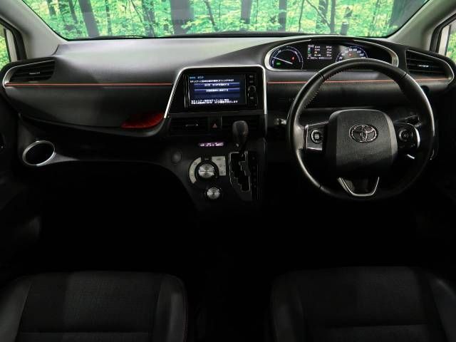 Toyota SIENTA 2017-11 184358-1