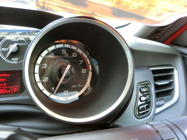 ALFA ROMEO GIULIETTA 2012-06 1938-13