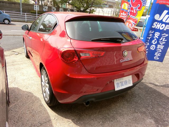 ALFA ROMEO GIULIETTA 2012-06 1938-7
