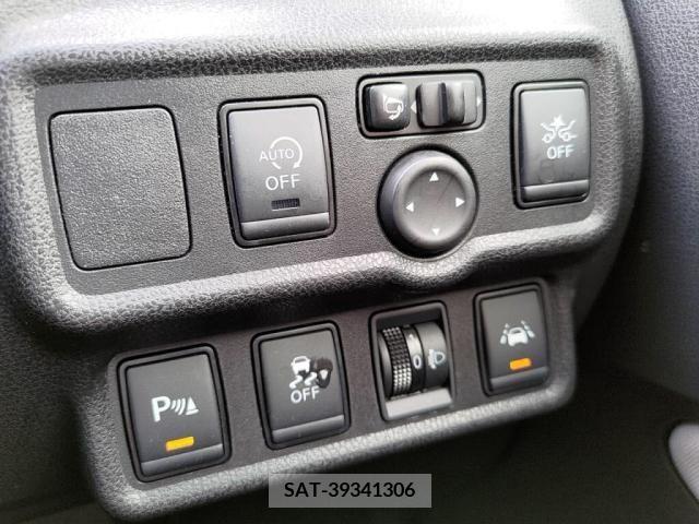 Nissan NOTE 2019-04 302452-15