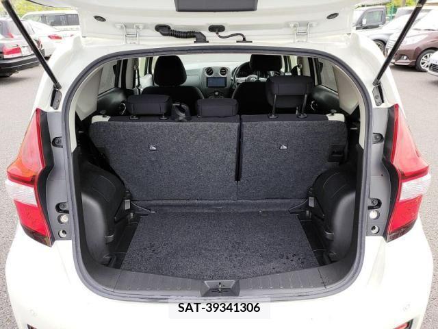 Nissan NOTE 2019-04 302452-24