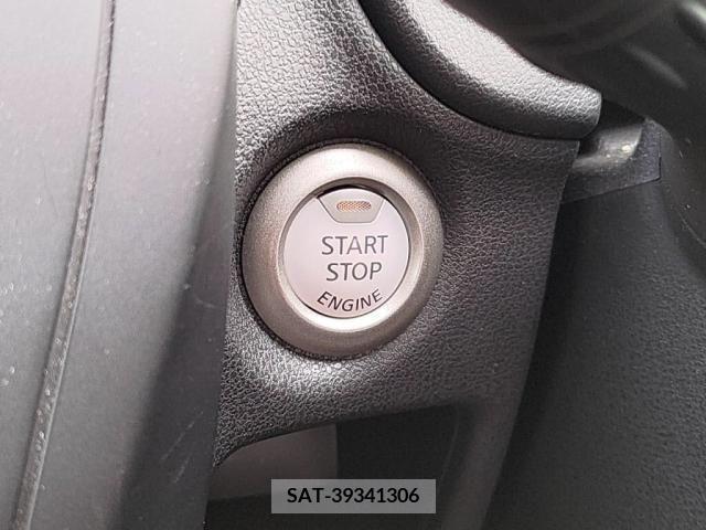 Nissan NOTE 2019-04 302452-12
