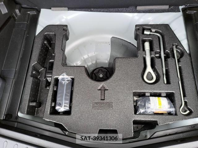 Nissan NOTE 2019-04 302452-27