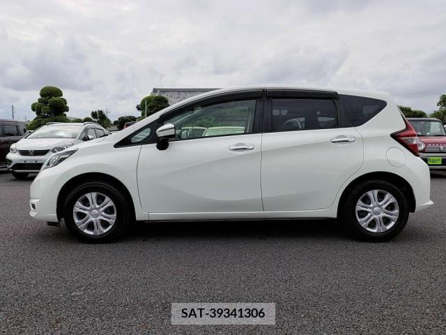Nissan NOTE 2019-04 302452-11