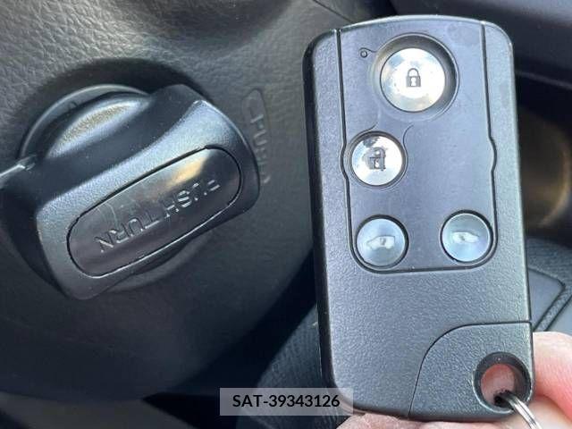 Honda e 2013-04 252946-6