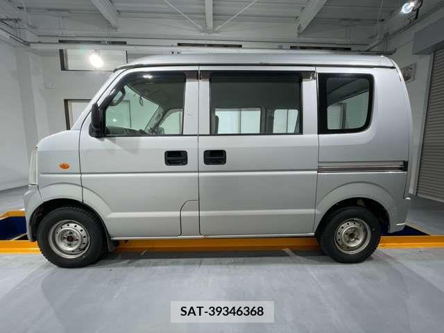 Suzuki EVERY 2010-04 297509-4