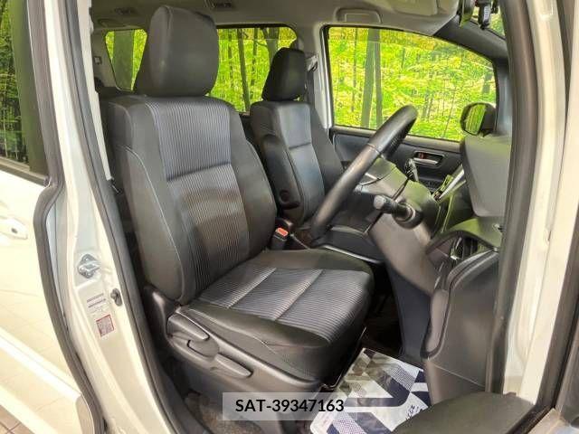 Toyota NOAH 2014-07 321400-8