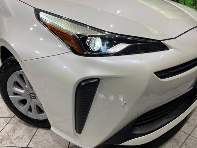 Toyota PRIUS 2019-07 5811-12