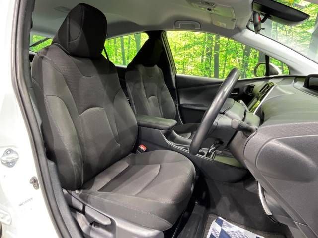 Toyota PRIUS 2019-07 5811-8