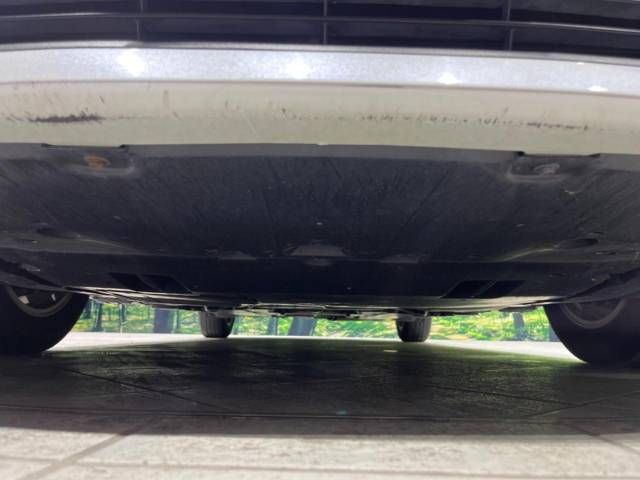 Toyota PRIUS 2019-07 5811-19