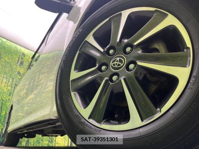 Toyota VOXY 2018-05 341535-13