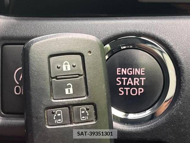 Toyota VOXY 2018-05 341535-6
