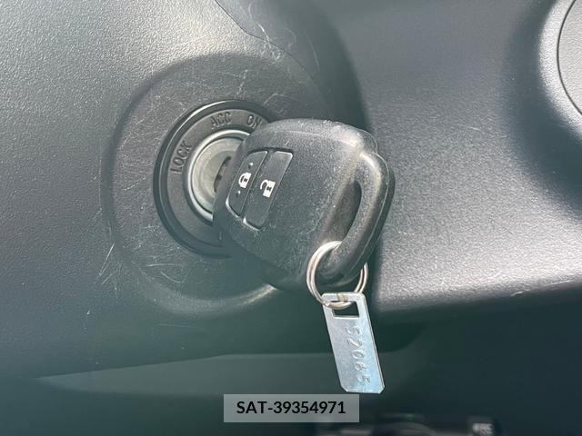 Toyota AQUA 2019-08 356156-22