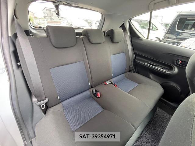 Toyota AQUA 2019-08 356156-11