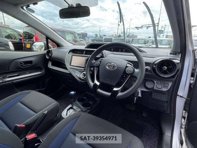 Toyota AQUA 2019-08 356156-14