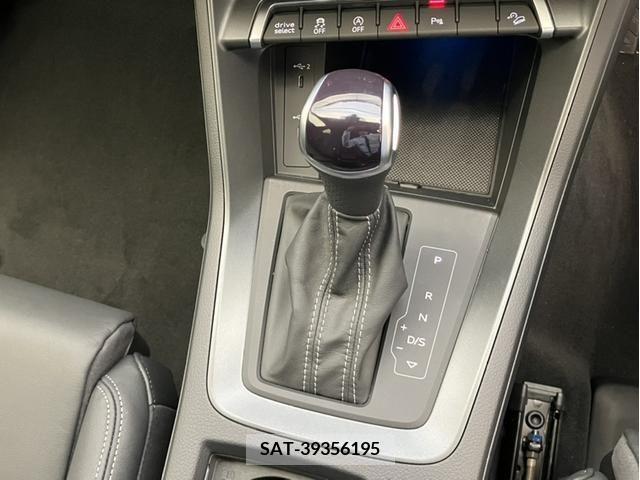 Audi Q3 2023-11 262583-12