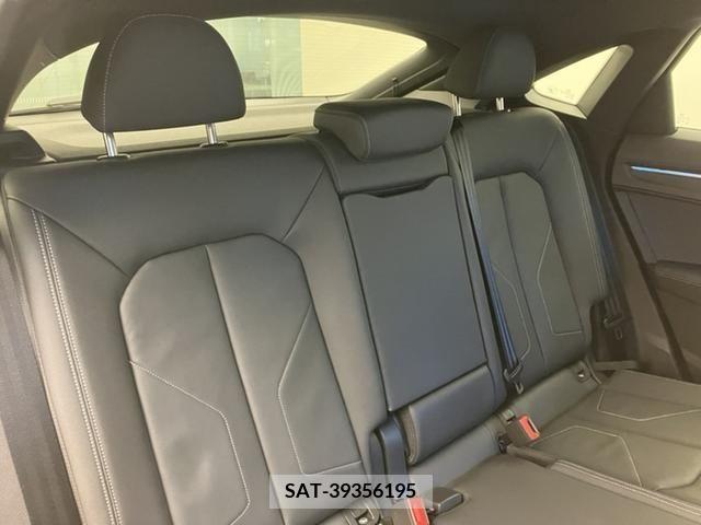 Audi Q3 2023-11 262583-15