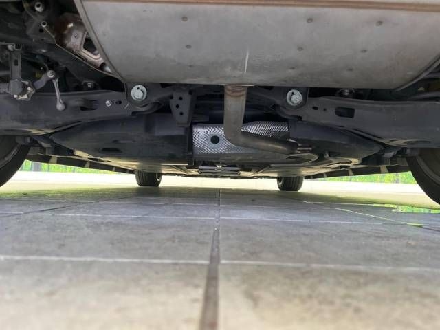 Toyota PRIUS 2016-07 196687-19