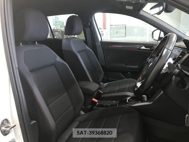 VolksWagen T-ROC 2021-03 298651-10