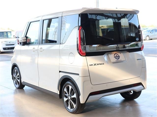 Mitsubishi EK X SPACE 2021-09 181281-25