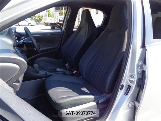 Toyota YARIS 2020-04 347570-23