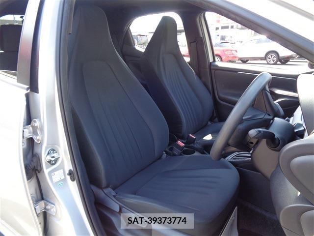 Toyota YARIS 2020-04 347570-20