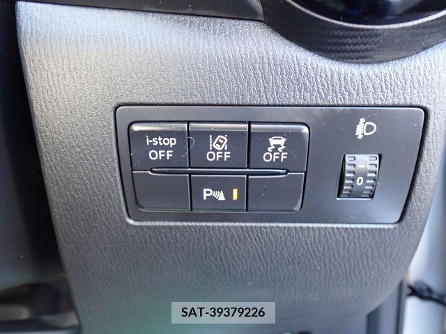 Mazda DEMIO 2018-05 203705-11