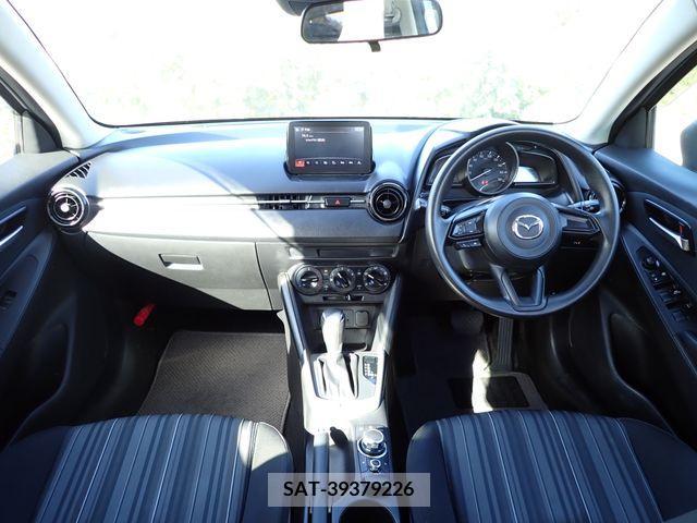 Mazda DEMIO 2018-05 203705-1