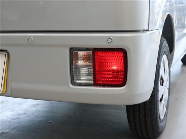 Mazda SCRUM VAN 2022-10 7436-24