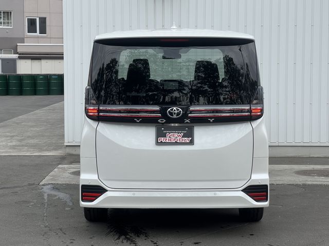 Toyota VOXY 2022-10 4482-3