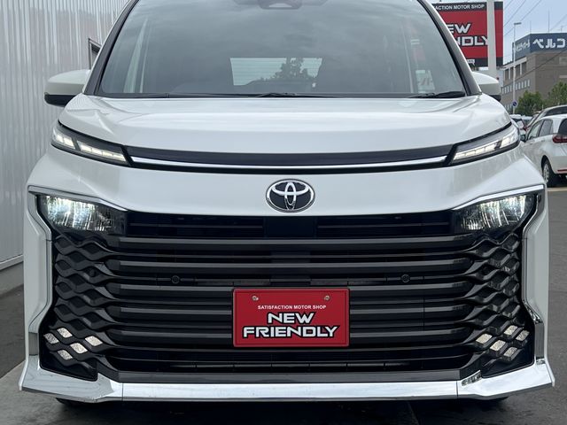 Toyota VOXY 2022-10 4482-4