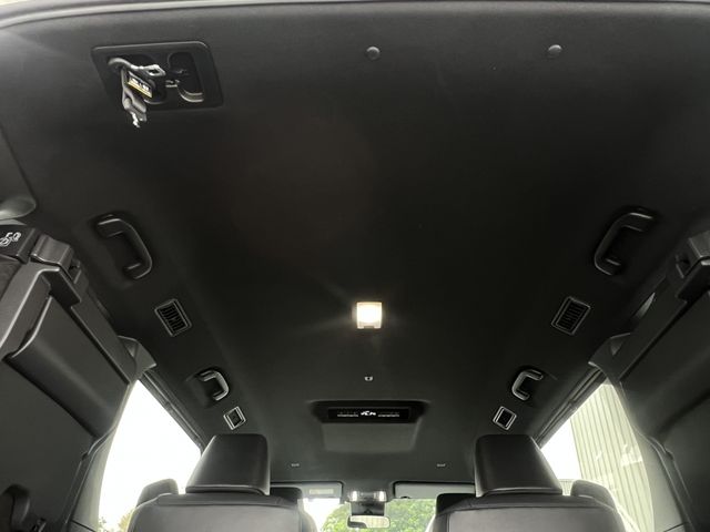 Toyota VOXY 2022-10 4482-18