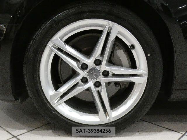 Audi A4 2019-10 261007-7