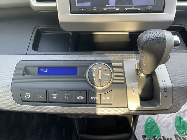 Honda FREED HYBRID 2014-08 19586-12