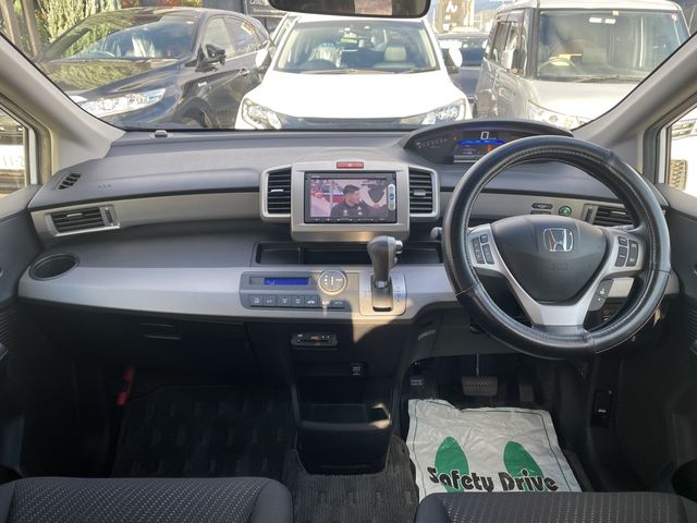 Honda FREED HYBRID 2014-08 19586-2