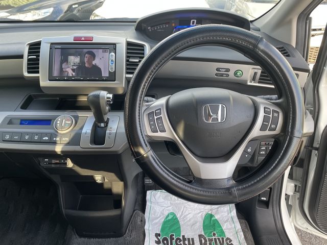 Honda FREED HYBRID 2014-08 19586-9